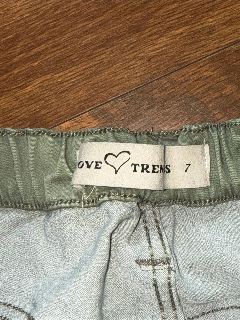 Love Tree stylish love